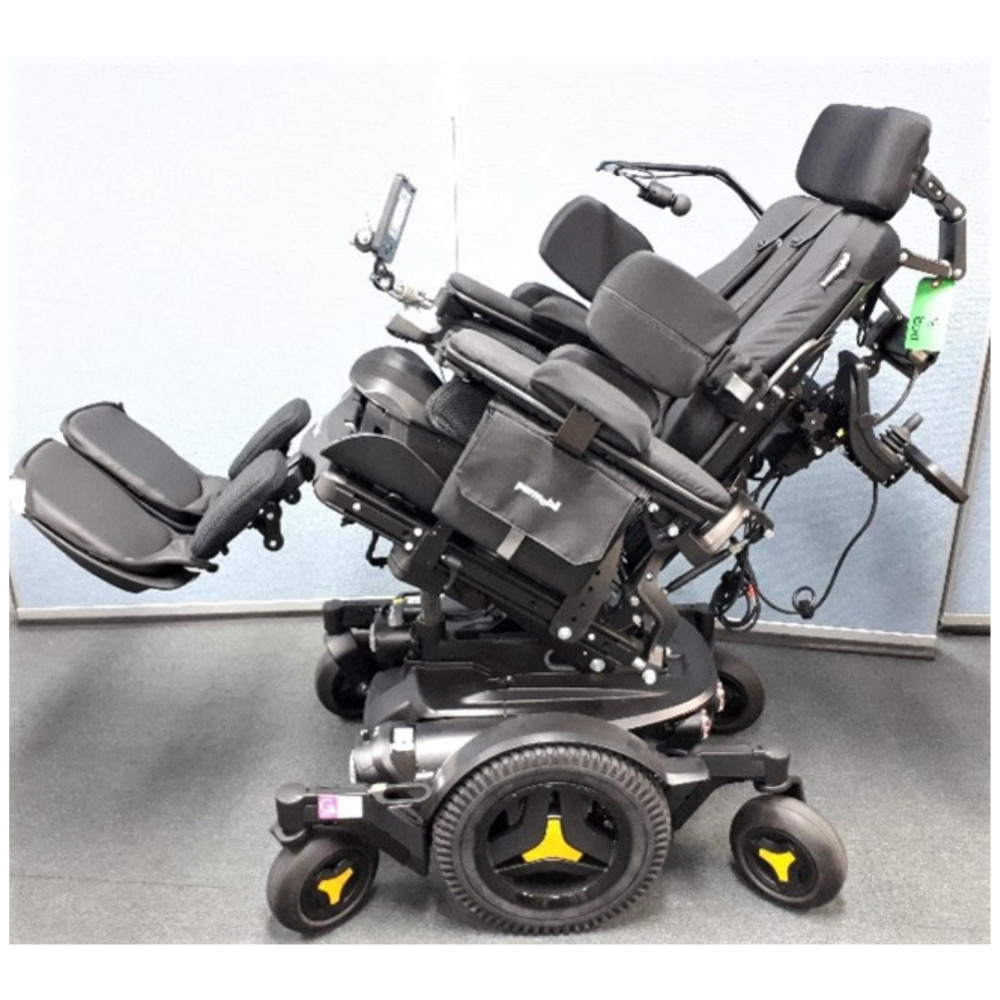 Electric wheelchair tiltinspace mid wheel drive with chin control